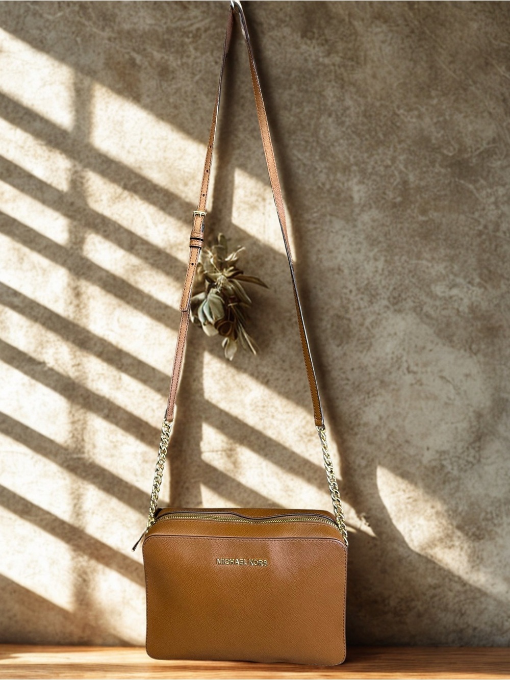 Michael Kors Jet set cognac saffiano leather gold trim adjustable crossbody